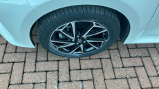 Toyota Yaris 1.5 Hybrid Design 5dr CVT Hybrid Hatchback